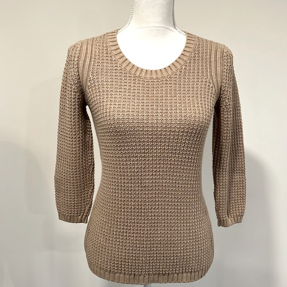 Banana Republic 3/4 Length Sleeve Textured Khaki Sweater Top Size Small